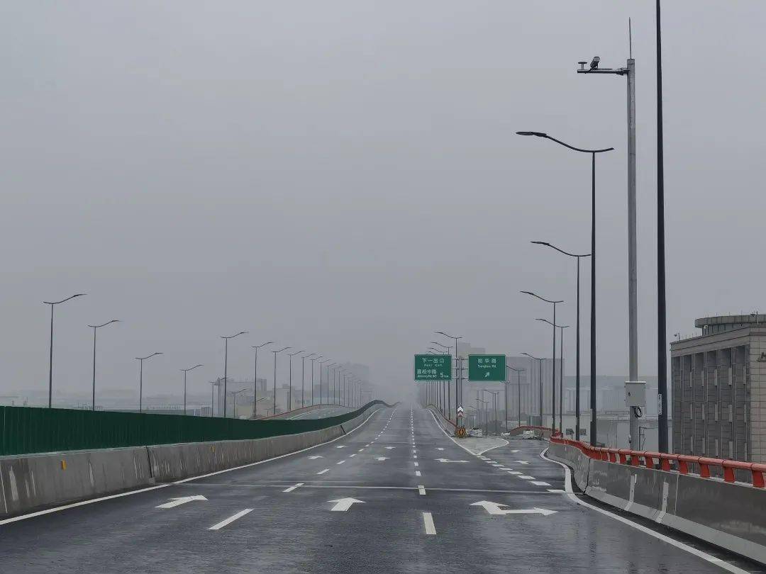 崧泽高架路
