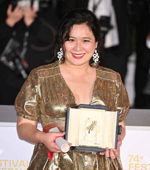  p data-id="sdusnvcs9wqp">唐艺,中国香港女导演.