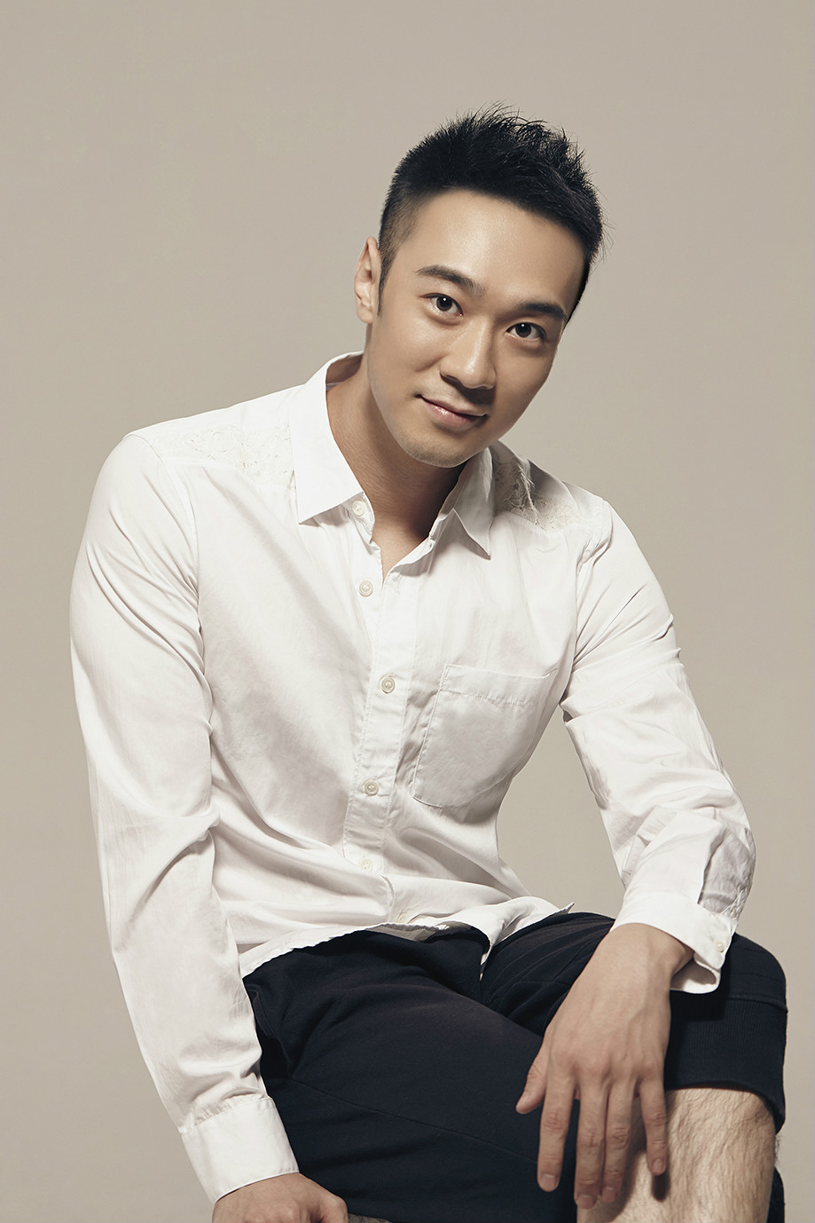  p>徐阁,1984年9月11日出生于中国,中国内地影视男演员,毕业于中央