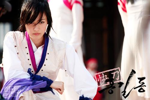  p>《快刀洪吉童》是 a href="#">韩国kbs电视台 /a>于2008年1月至3月