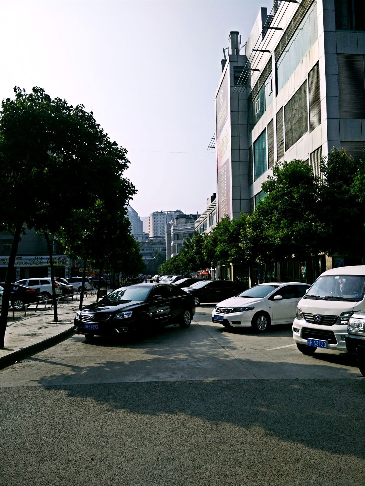 p>黔江区隶属于重庆市,位于 a target="_blank" href="/item/重庆市