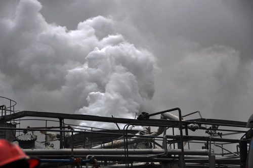 江西化工厂硫酸泄漏1·24