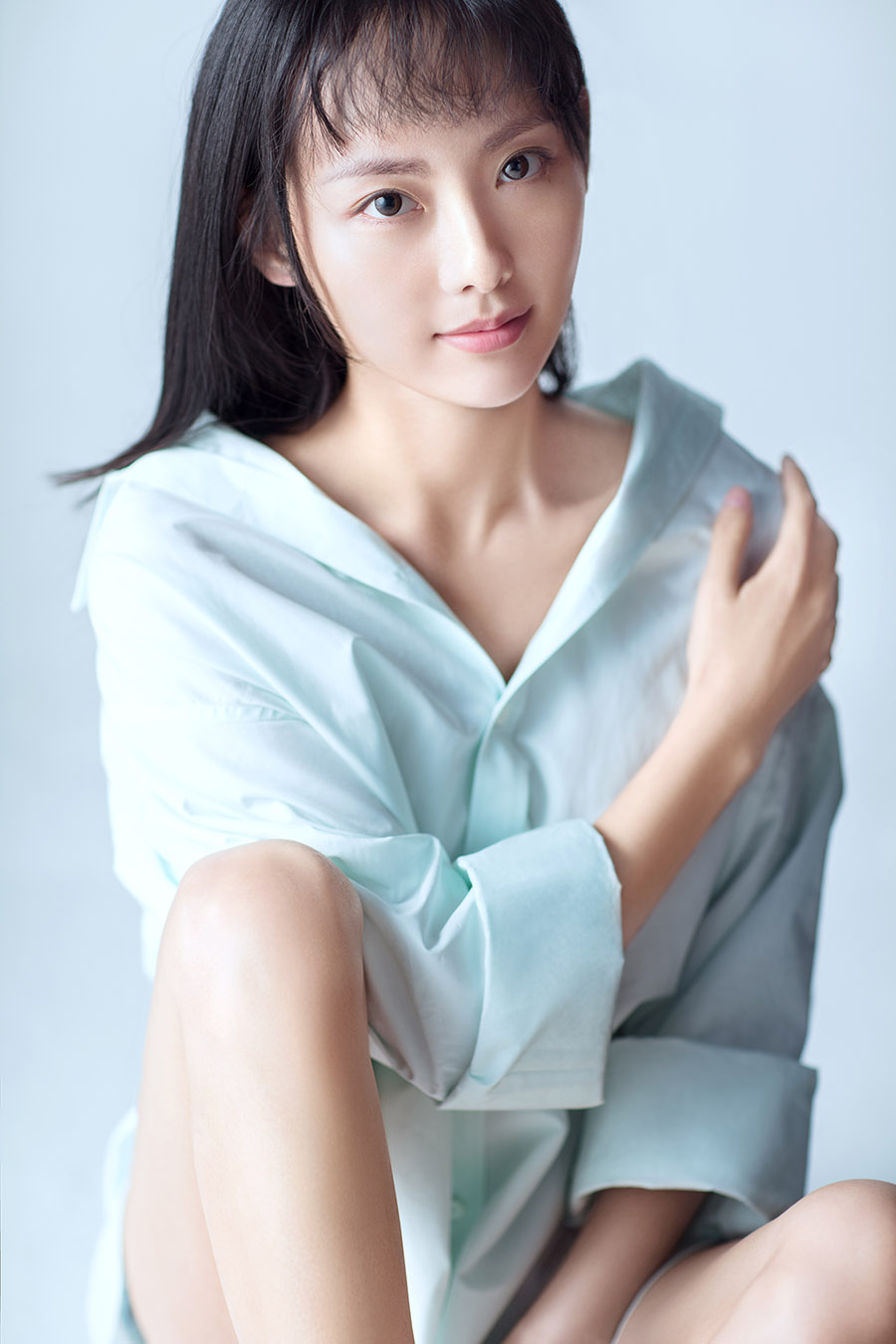 张嘉倪(jenny),1987年6月22日出生于四川省成都市,中国内地影视女演员