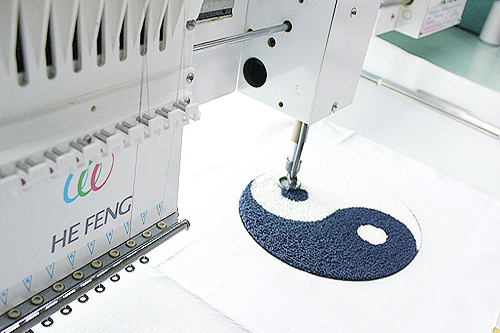 电脑毛巾绣花机