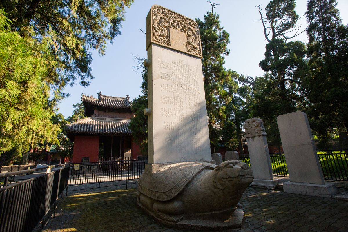  p>曲阜孔庙(temple of confucius, qufu),又称"阙里至圣庙",位于 a