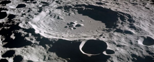 失踪二战飞机现身月球背面