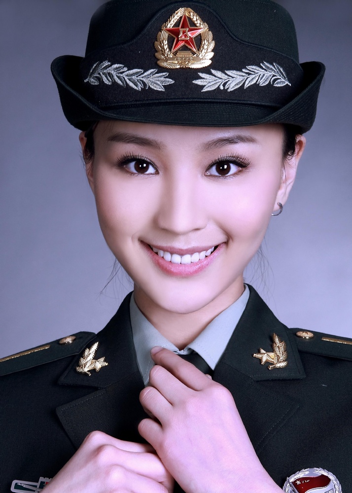 ">山东省 /a>,毕业于 a target="_blank" href="/item/解放军艺术学