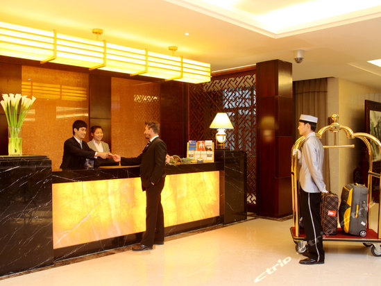 武当山建国饭店