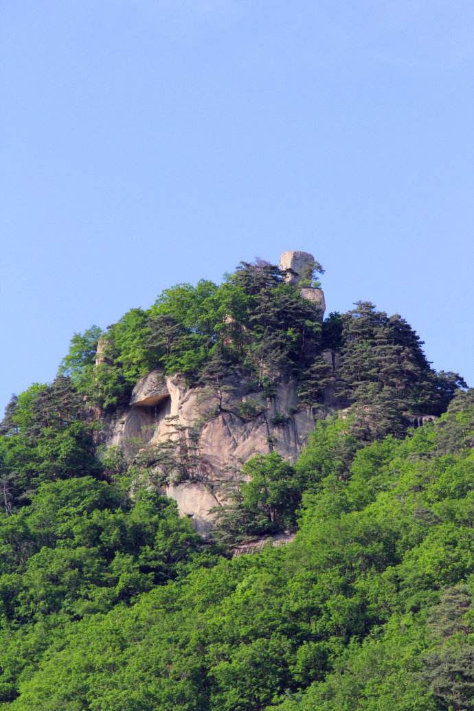 丹东旅游景点好玩的有鸭绿江锦江山公园虎山长城抗美援朝纪念馆断桥1