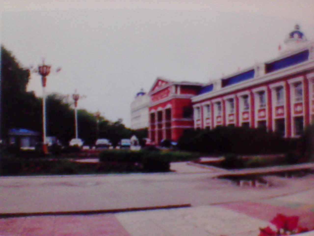  p data-id="gnbb7w28op">宝清县高级中学坐落于 a target="_blank"