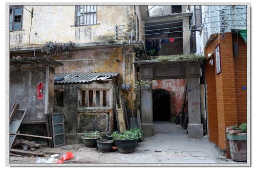  p data-id="gnbj4rbu82">梅菉镇是广东吴川撤县建市下辖城镇,位于 a