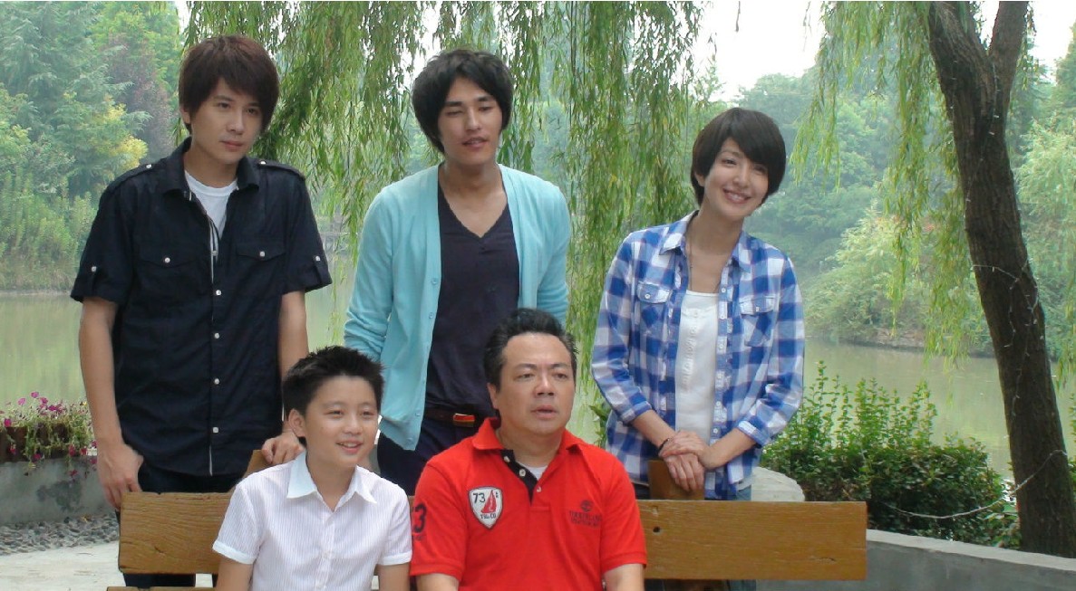是安徽卫视出品的都市爱情偶像剧,为其自制剧"幸福三部曲"的收官之作