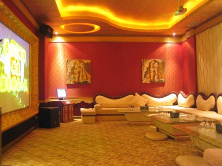 天上人间夜总会