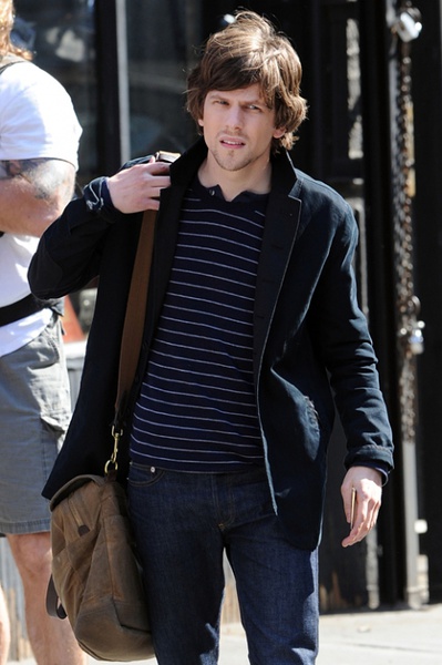  a target="_blank" href="/item/杰西·艾森伯格/9816258