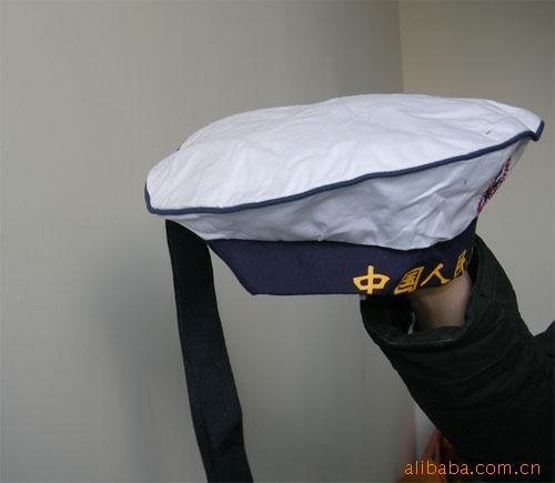 水兵帽是指海军士兵戴的无檐帽