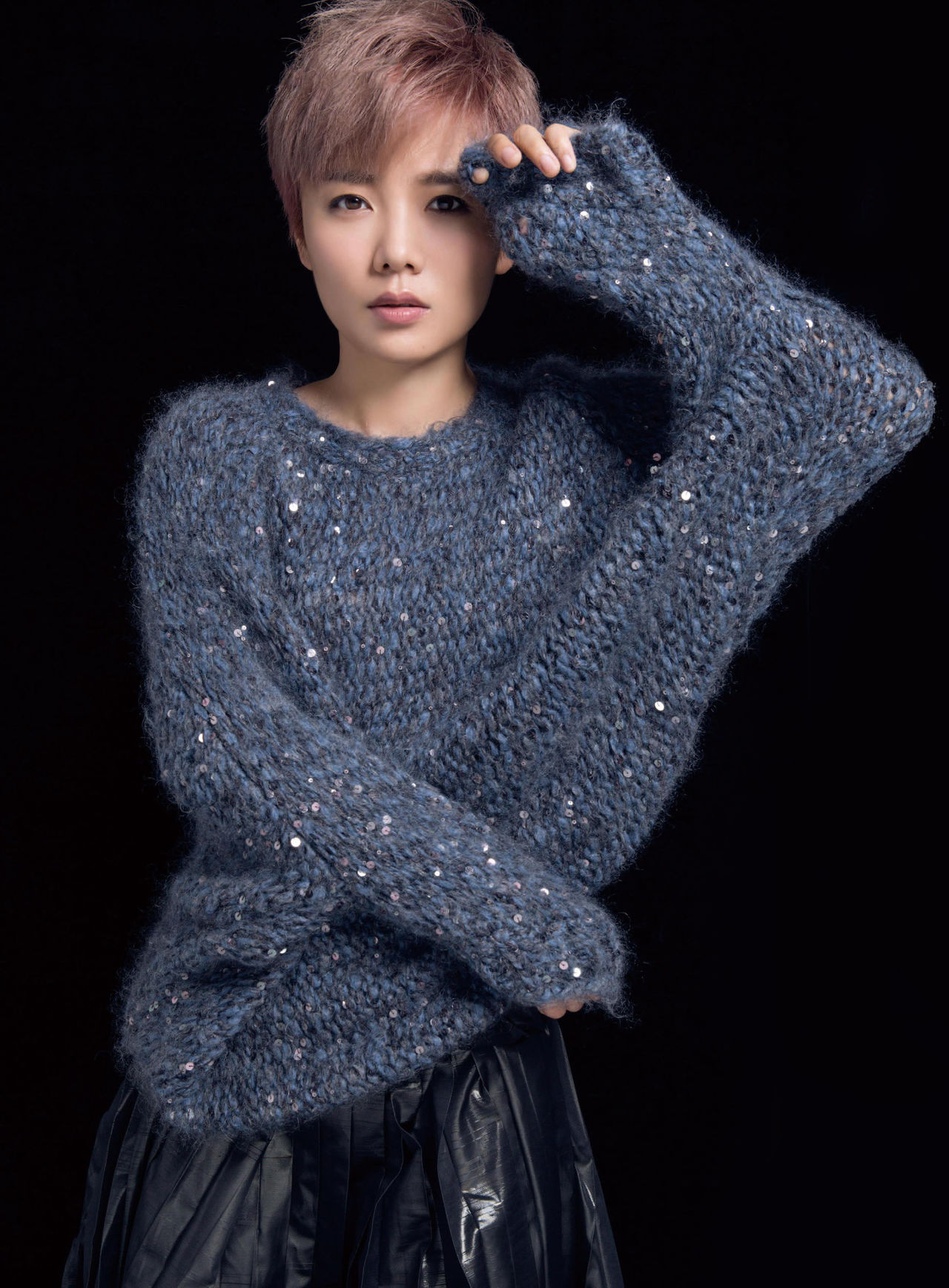 许飞,1985年11月11日出生于吉林省四平市梨树县,中国内地流行乐女歌手