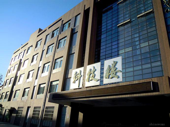  p>唐山市第一中学(tangshan no.