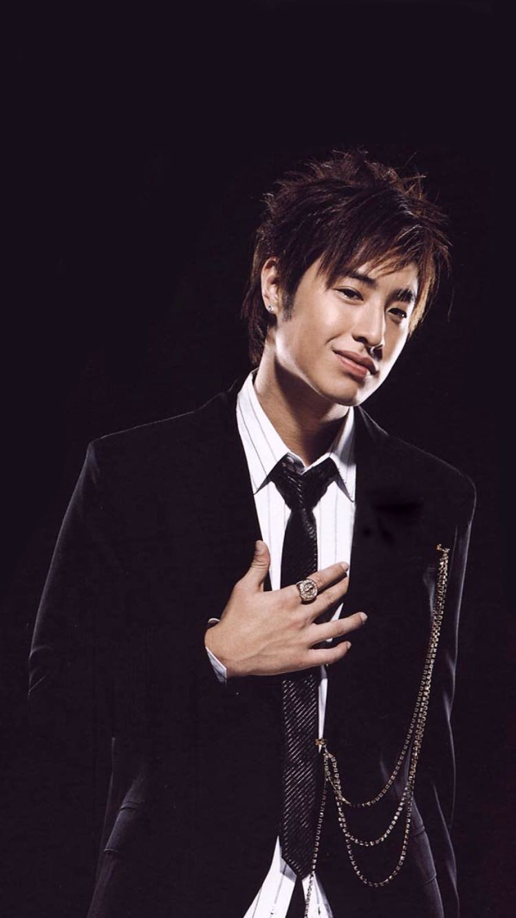  p>《我让你走了》是 a target="_blank" href="/item/潘玮柏/140816"