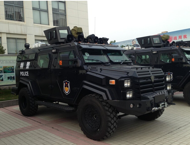  p data-id="gnwr0qcoz4">剑齿虎装甲车是中国警方选用防暴车,由福特
