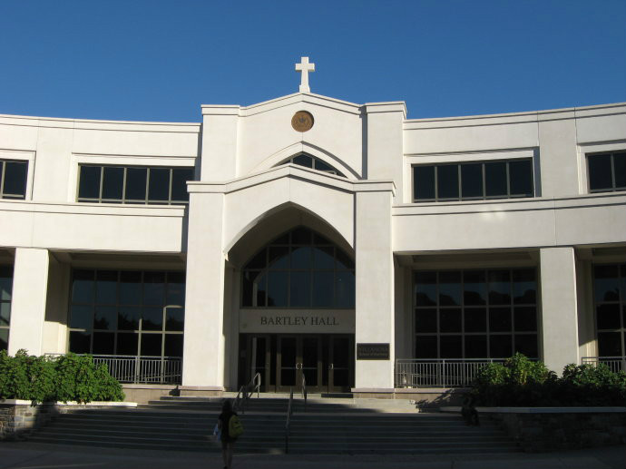  p>维拉诺瓦大学(villanova university)成立于1842年,是位于美国宾夕