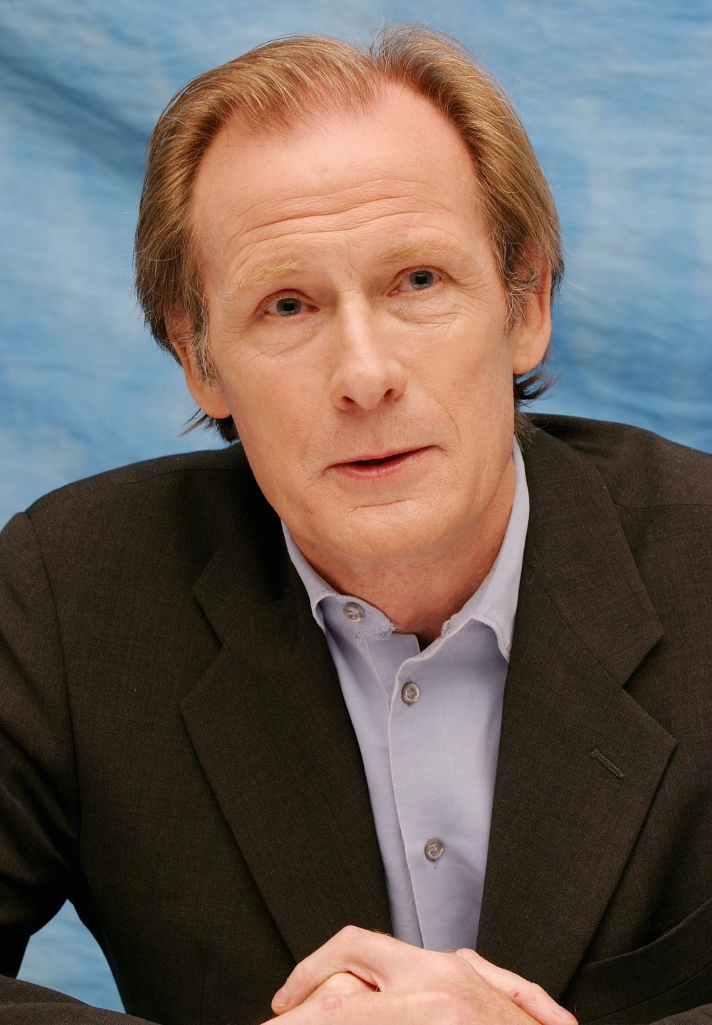  p>比尔·奈伊(bill nighy),1949年12月12日出生于英国·英格兰