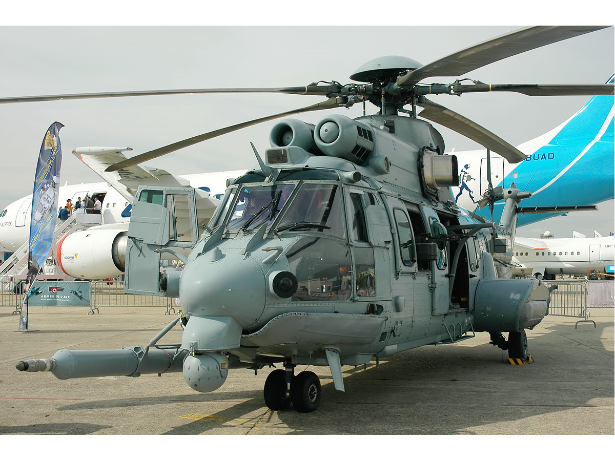 民用型号:h225m),是法国 a target="_blank" href="/item/欧洲直升机