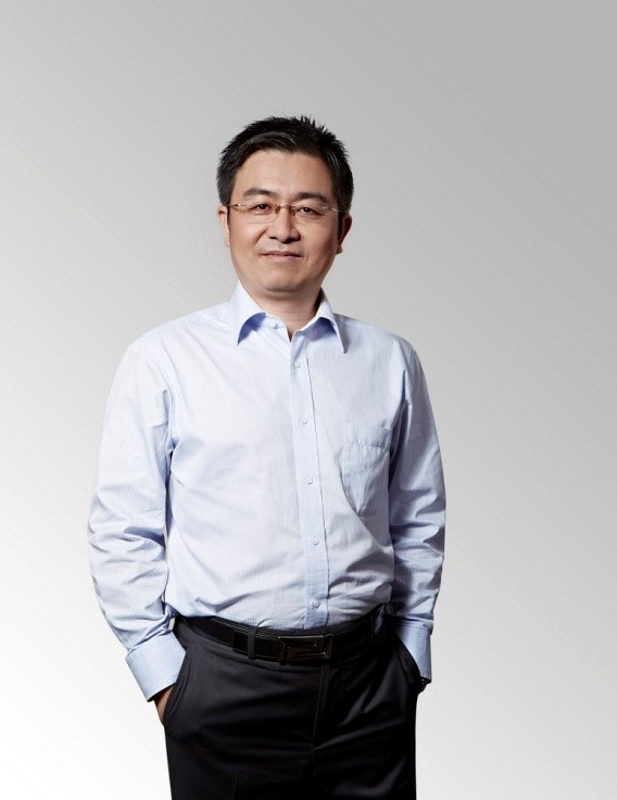  p data-id="gnzjcqi7nc">徐明,吉林大学控制理论与控制工程专业硕士