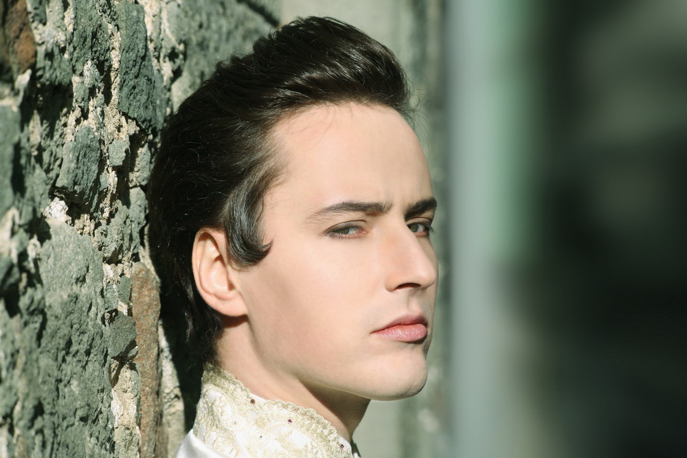  p>维塔斯(vitas),原名维塔利·弗拉达索维齐·格拉乔夫,1981年2月19