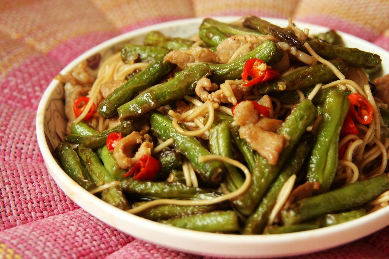 豆角肉片焖面