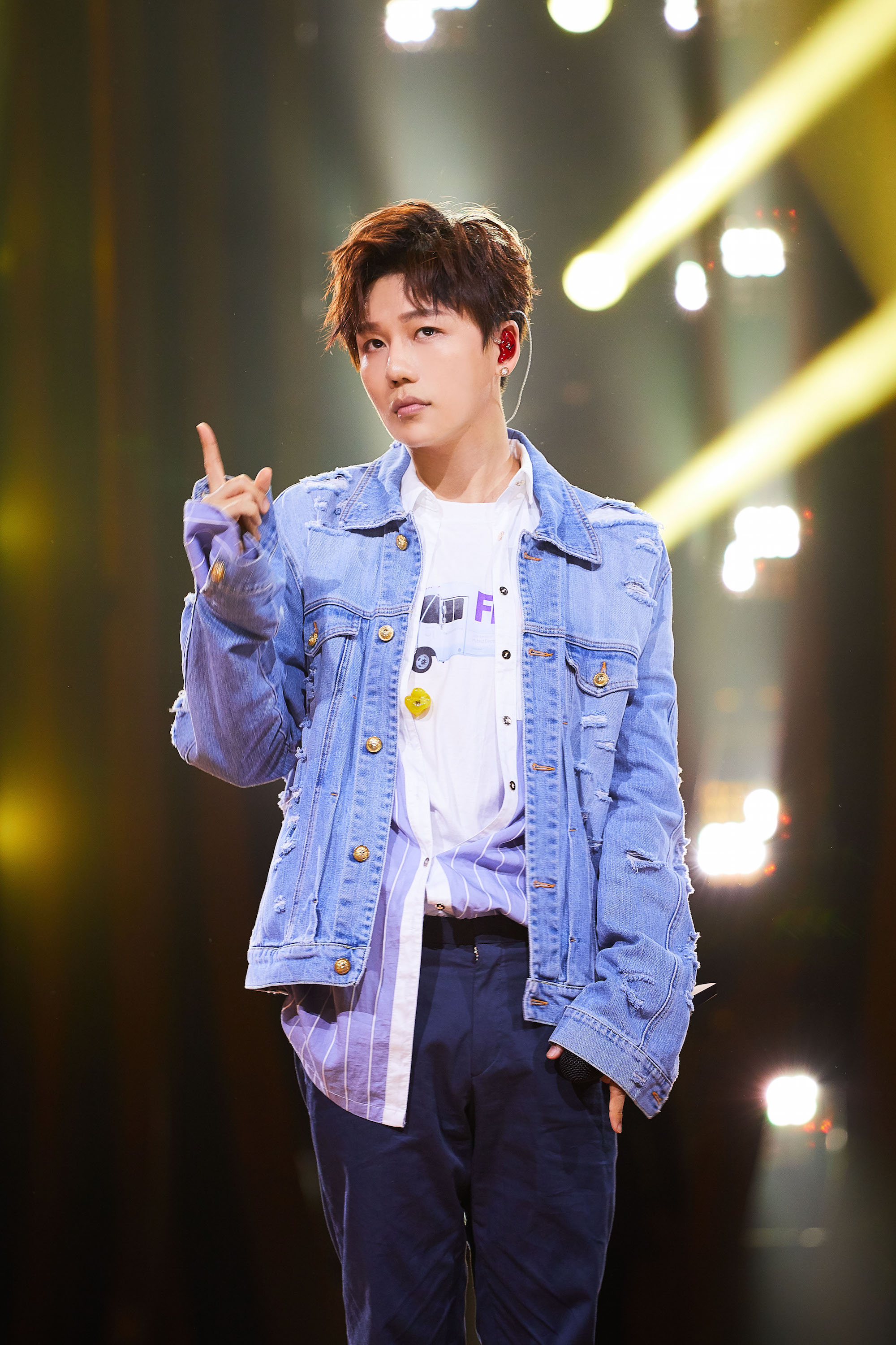  p>刘维,1986年8月31日出生于辽宁省鞍山市,中国内地歌手,演员,主持人