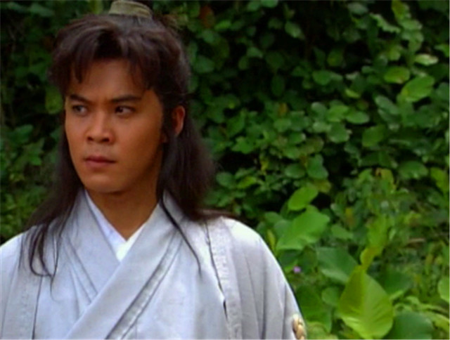  p>洛云飞,新加坡古装武侠剧《鹤啸九天》里的主要人物,该角色由