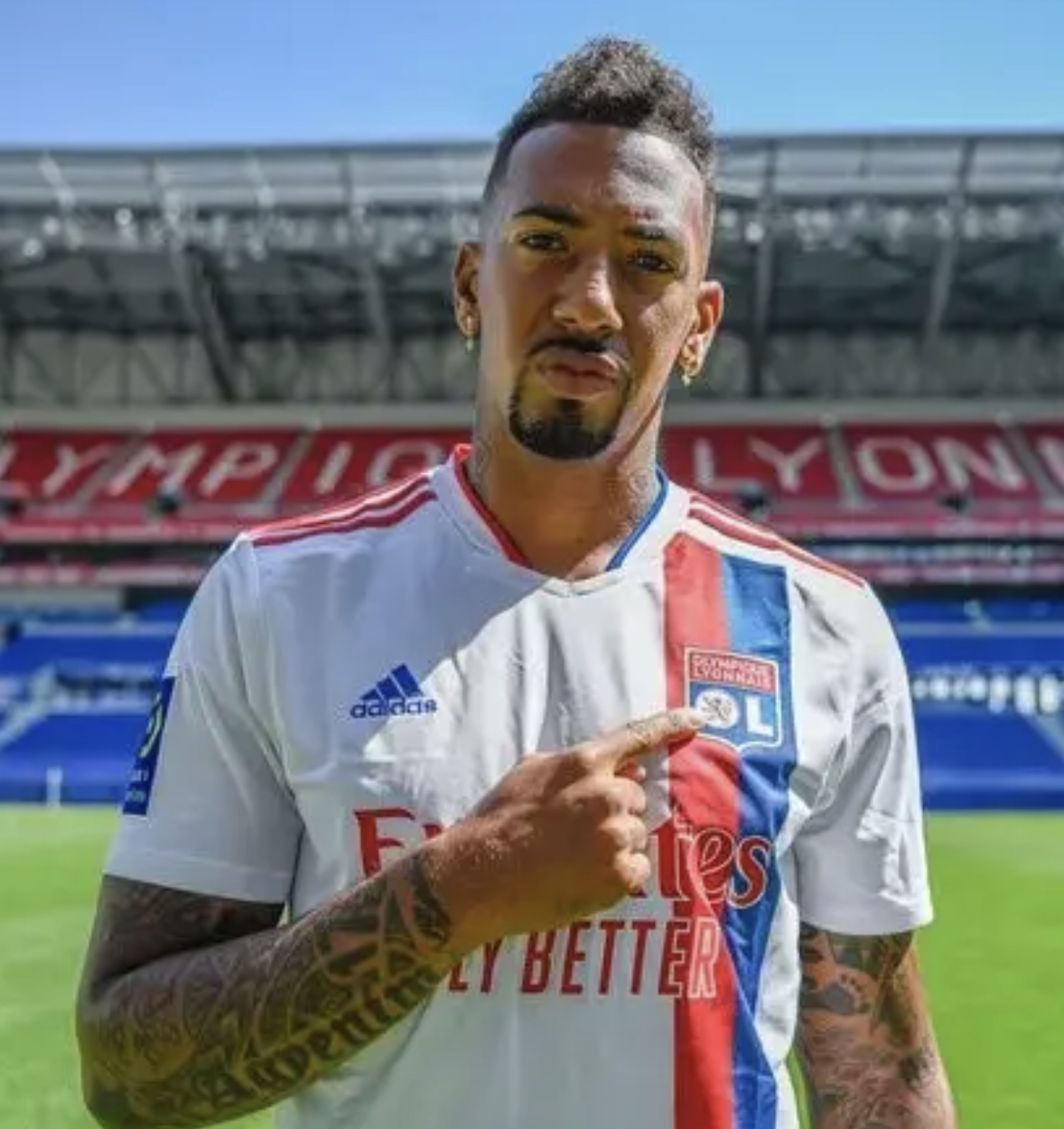  p>热罗姆·博阿滕(jerome boateng),1988年9月3日出生于 a target="
