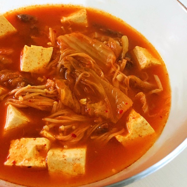 韩国辣白菜豆腐汤