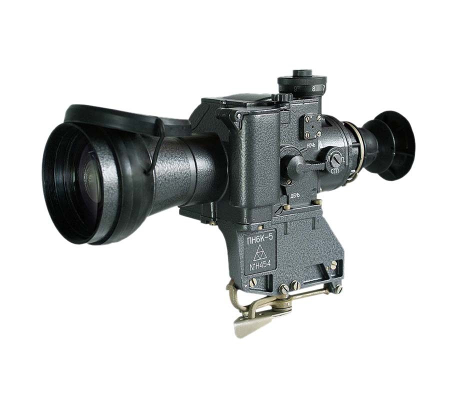 80式瞄准镜的基础上研制而成的一