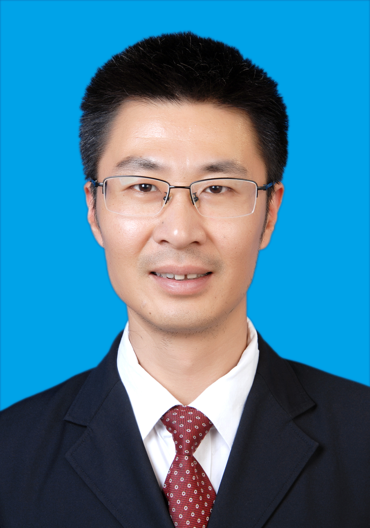 现任浙江省青田县东源镇党委委员,纪委书记,监察办主任 /span> sup