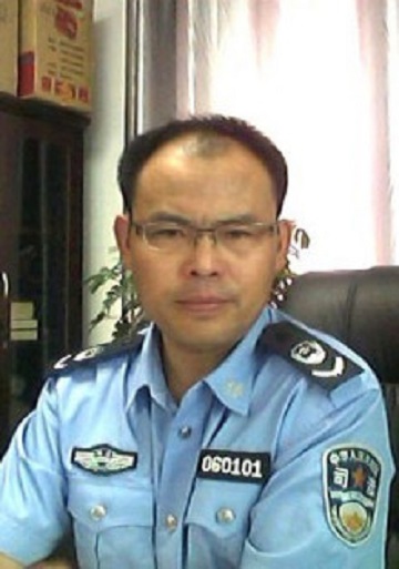 data-lemmaid="114606">上海 /a>,中共党员,都匀市政法委委员,都匀市