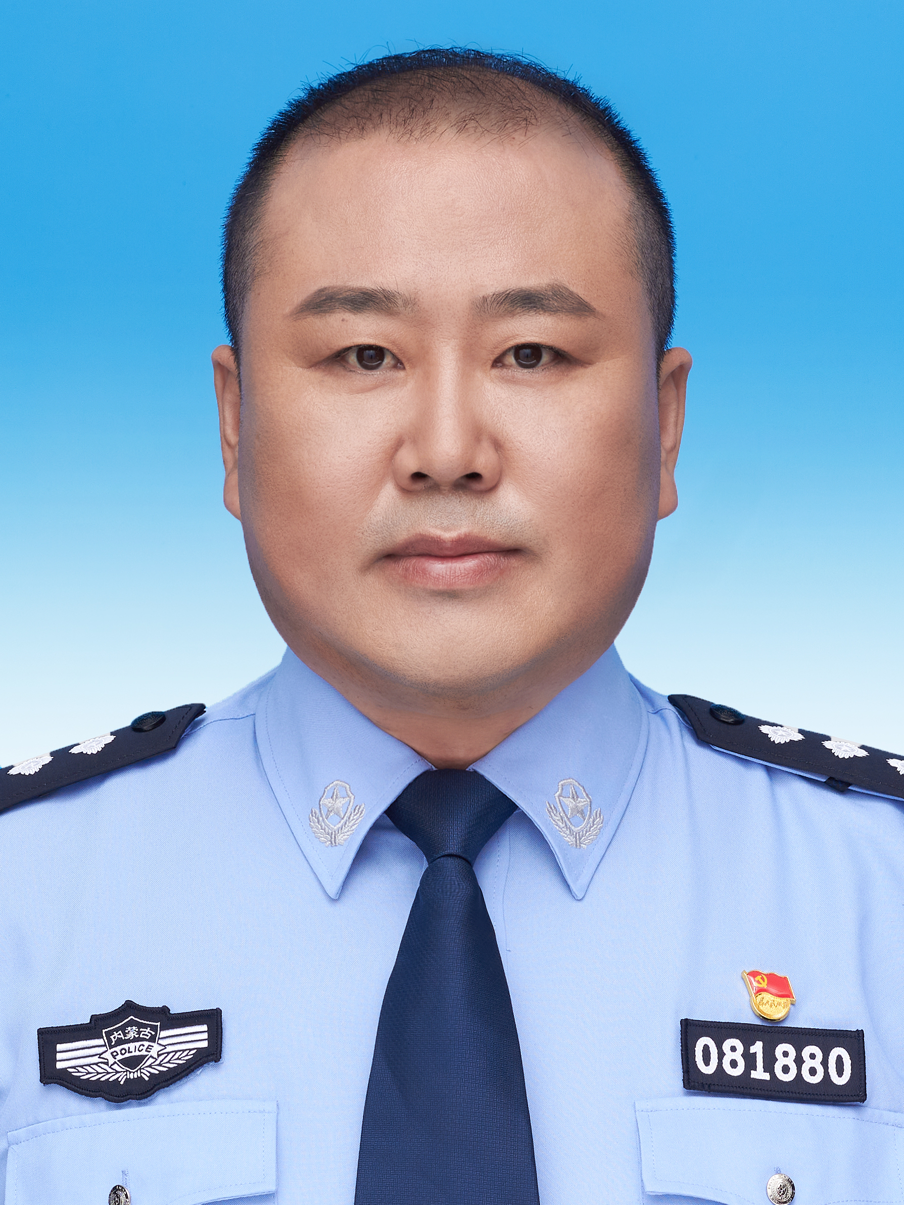 现任内蒙古自治区苏尼特右旗政府副旗长,苏尼特右旗公安局局长