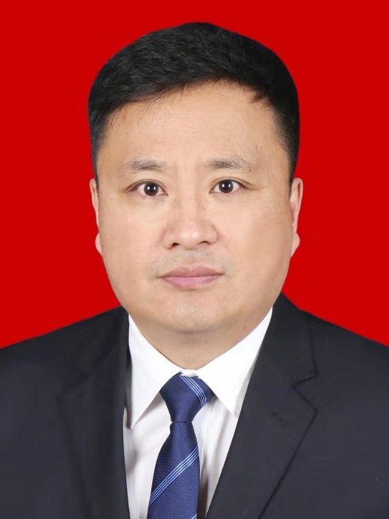 2002年6月入党,2003年8月参加工作,河北南宫人.