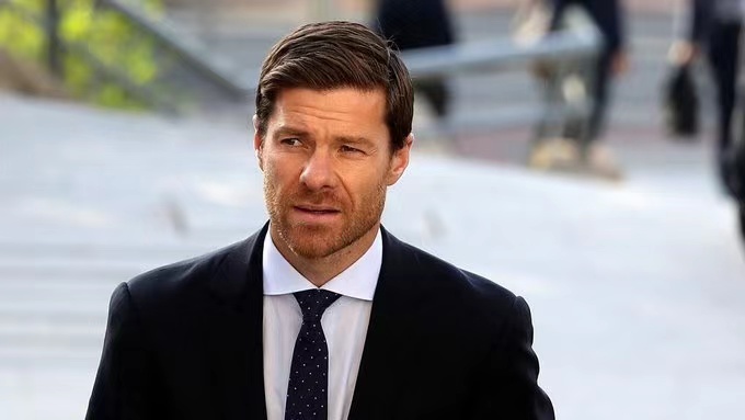  p> b>哈维·阿隆索 /b>(xabi alonso),全名 b>哈维·阿隆索·奥拉诺 