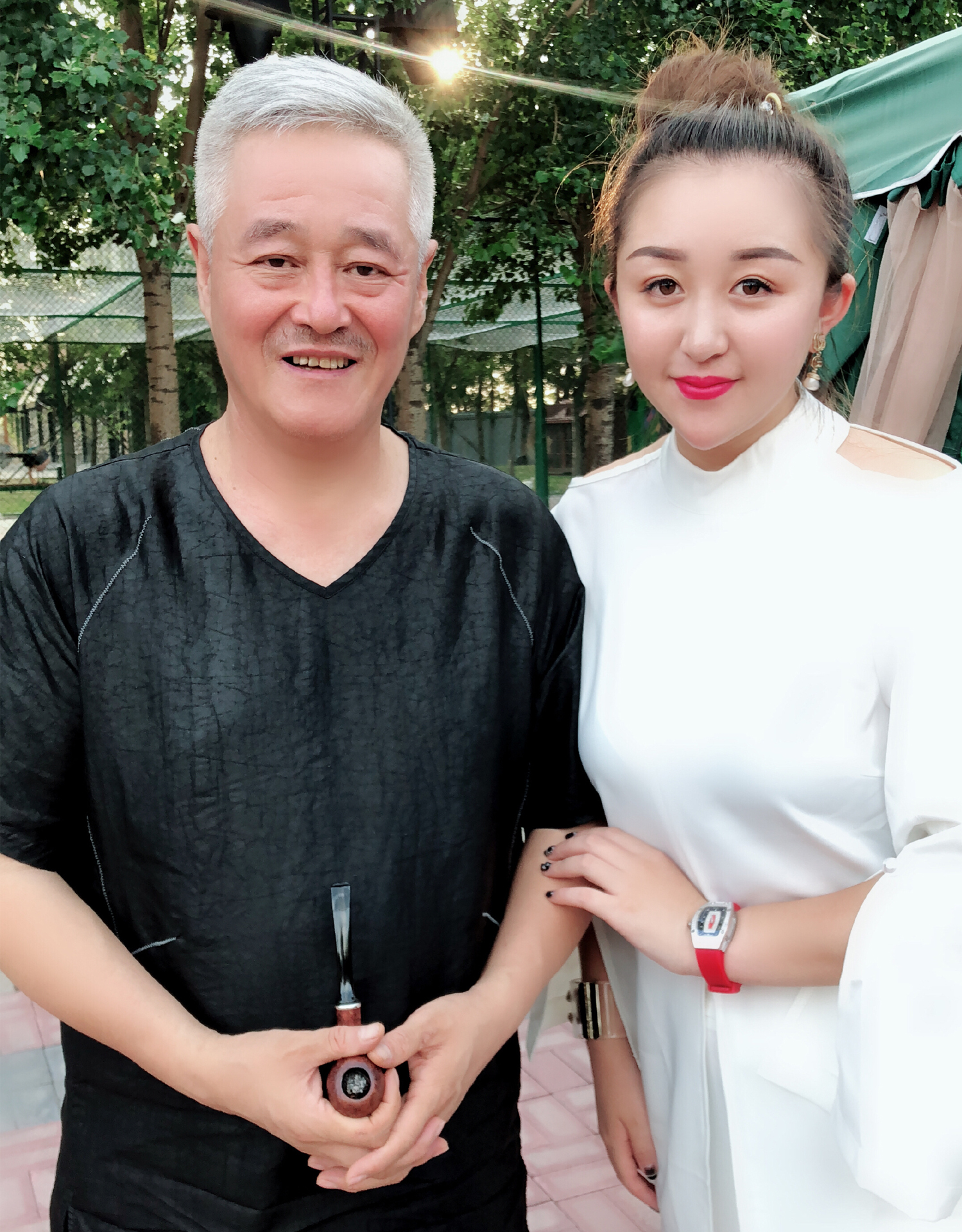  p>孙晓丽,国家一级演员.