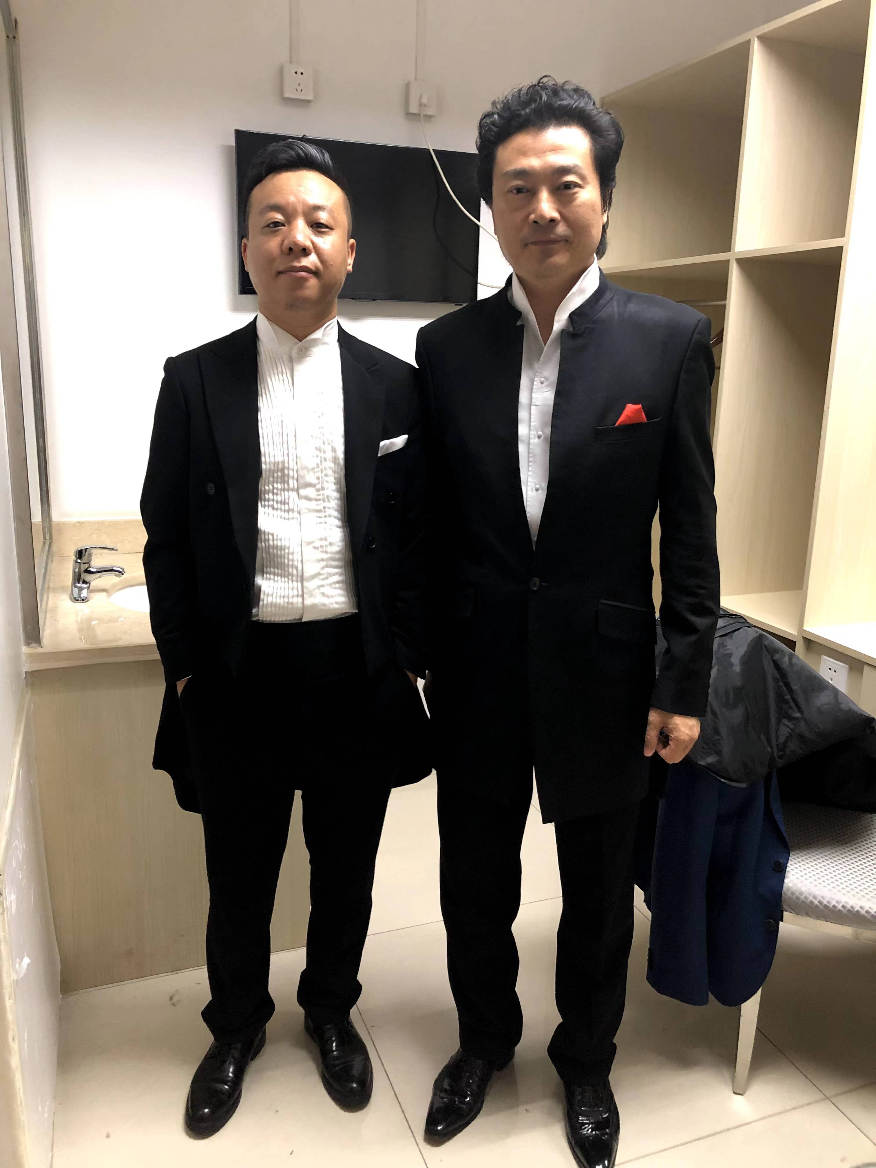 侯磊