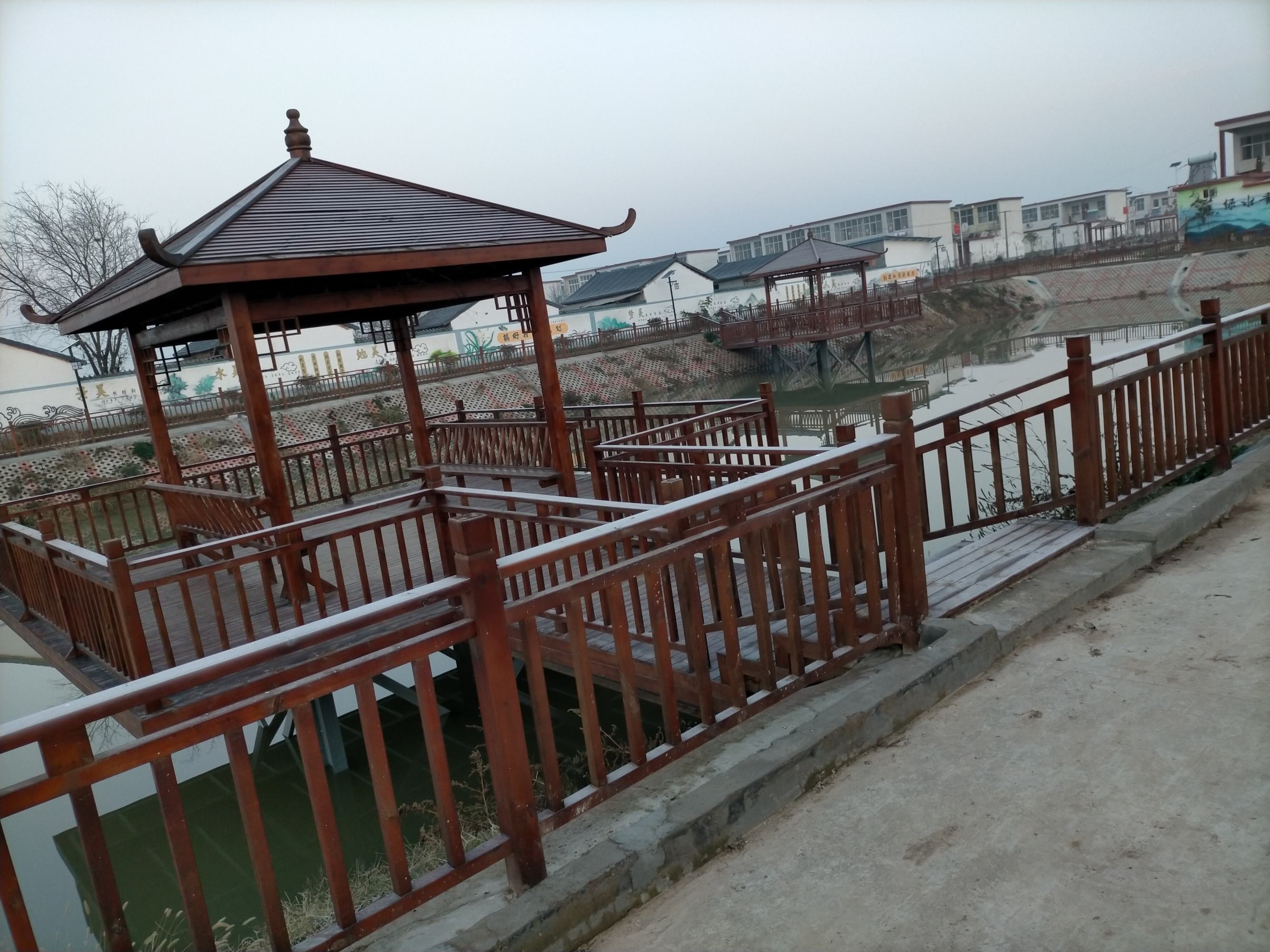  p>袁寨镇,隶属于河南省驻马店市正阳县,地处 a target="_blank" href