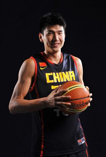  p>王磊,男,1986年8月12日出生于山东济南,河南焦作人,中国职业篮球