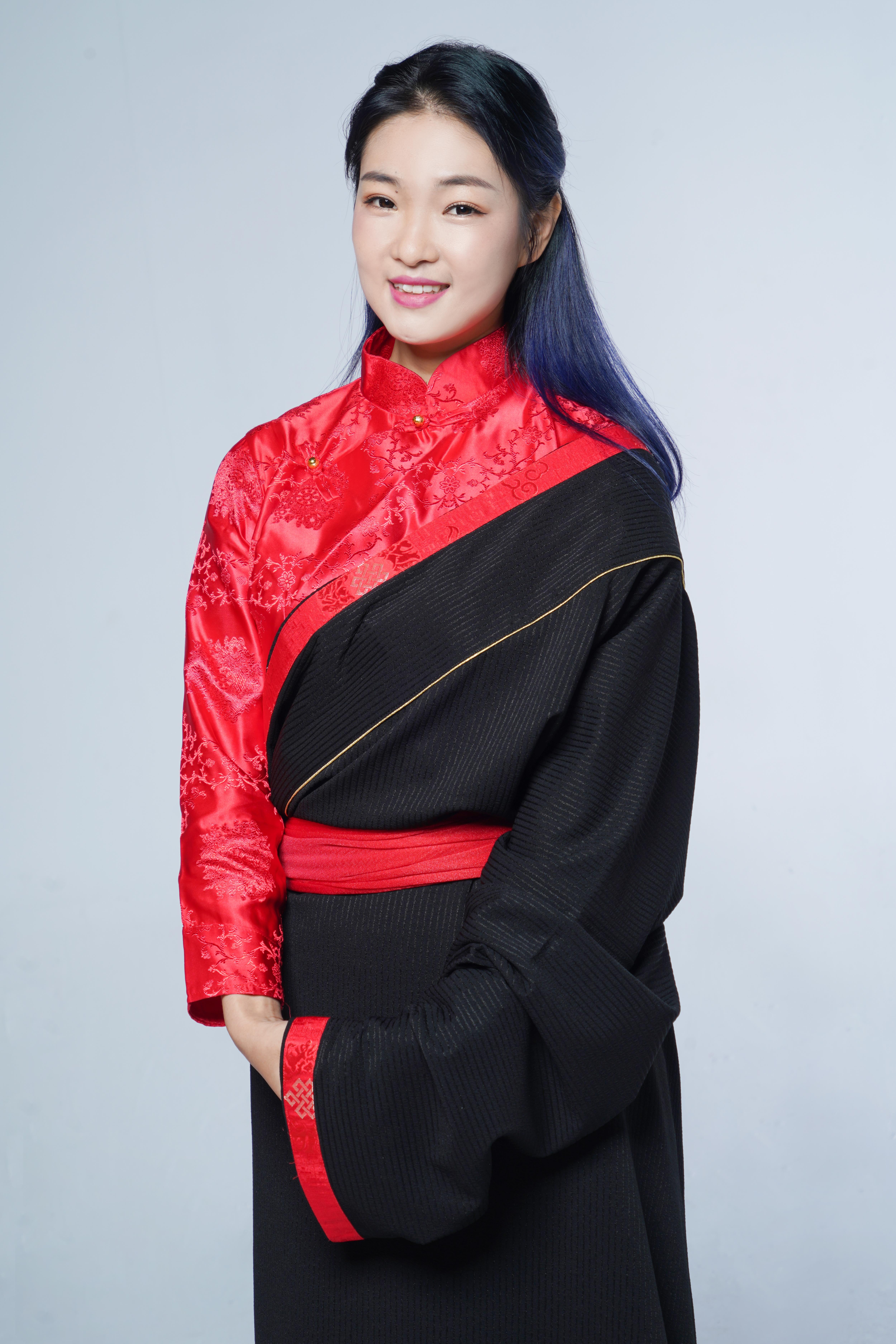 " data-ctrid="2hznjljovf8">德德,原名德吉措,出生于青海贵德,歌手