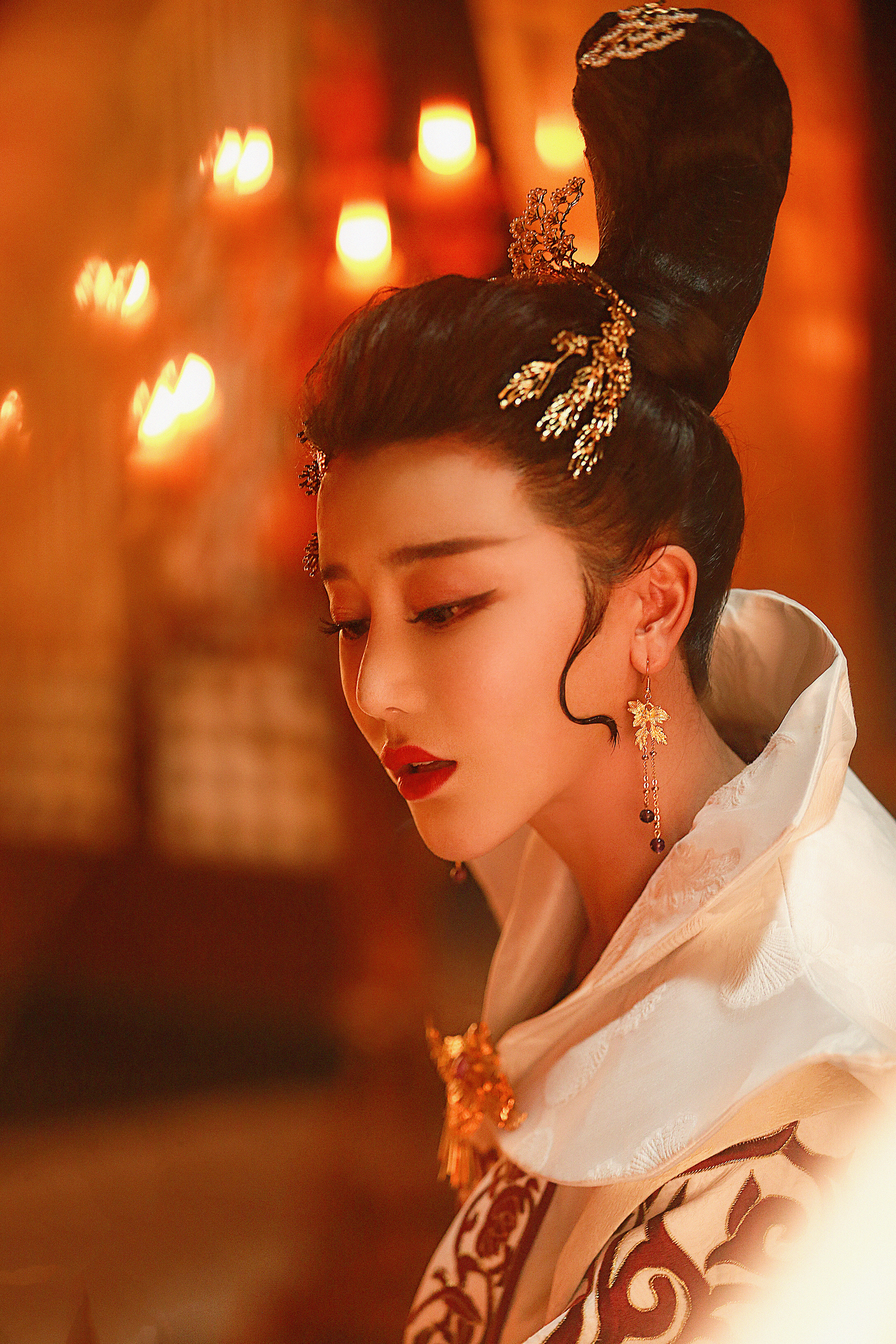  p>侍宣如,中国内地女演员,歌手.