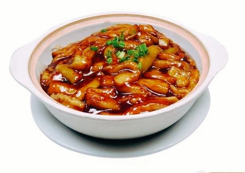  p>茄子煲是用茄子制作的一道家常菜,属于粤 a target="_blank" href=