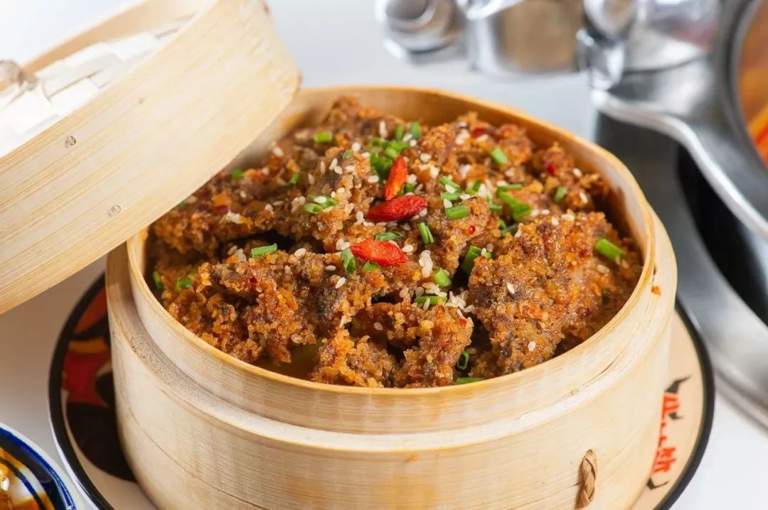  p>烧蒸牛肉是一道美食,私家菜,主要工艺为清蒸,主要原料为牛肉.