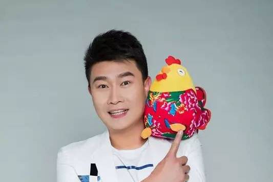 data-id="gnwuqj3aqi">鄢磊,男,山东电视台齐鲁频道《拉呱》栏目主持