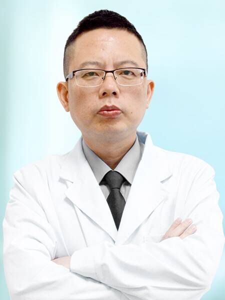 刘菲
