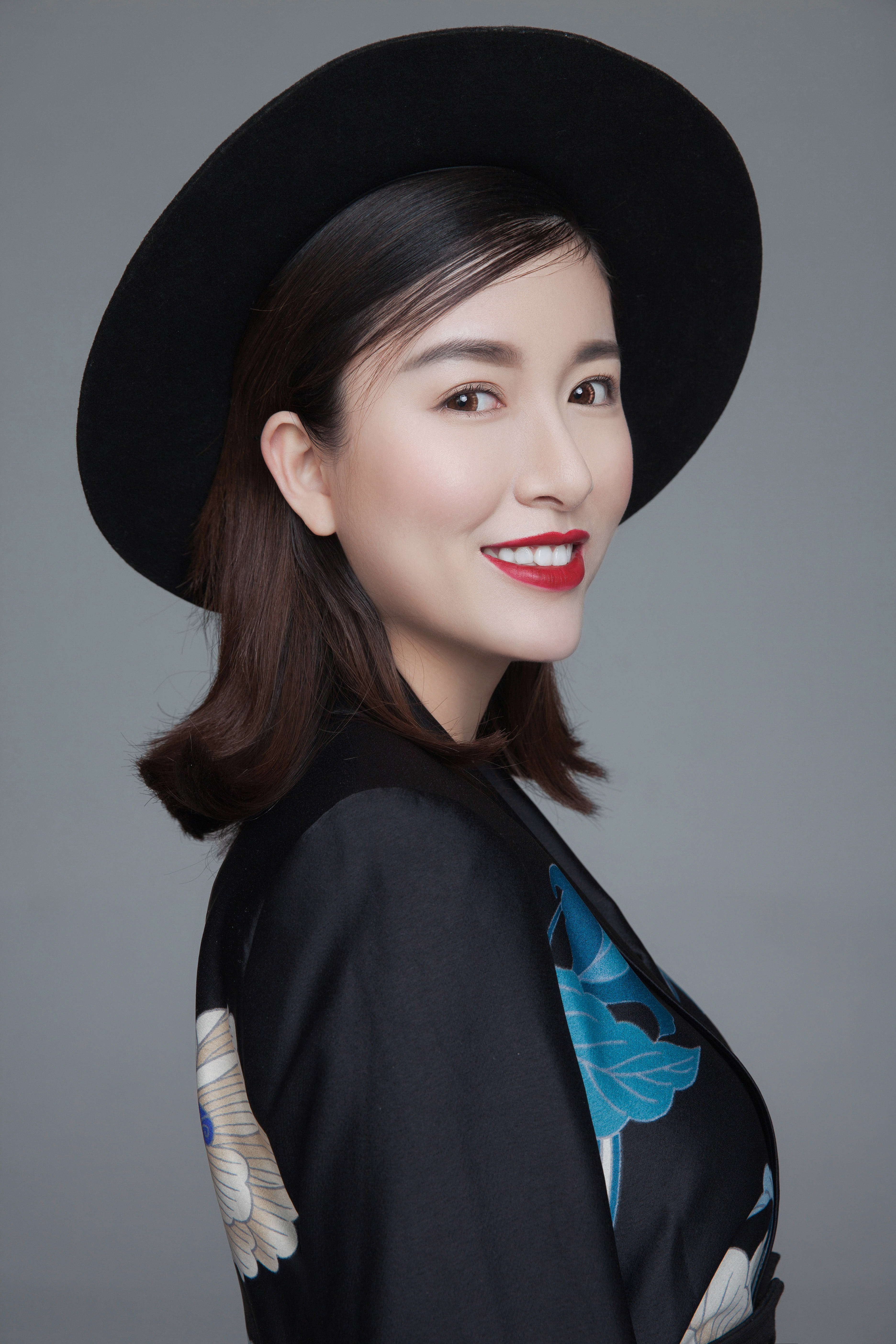  p data-id="gnantleoaa">潘丹,是湖南广电旗下快乐购购物频道主持人.